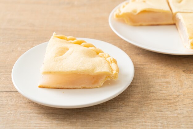 Delicious Toddy palm pies on white plate