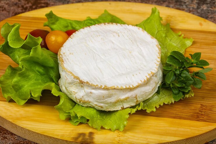फोटो delicous camembert cheese