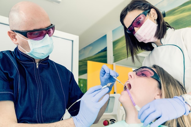 Foto laser per la chirurgia dentale