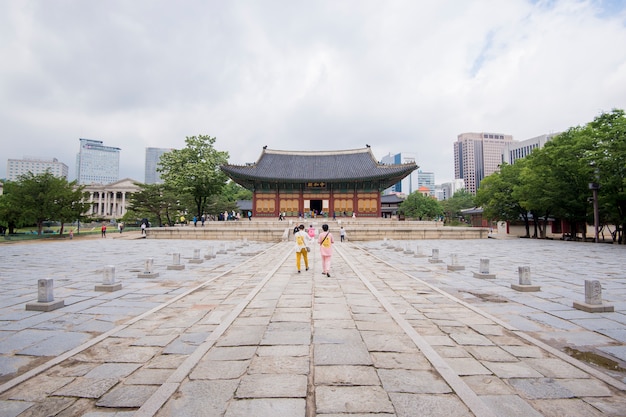  Deoksugung Palacein Seoul, South Korea