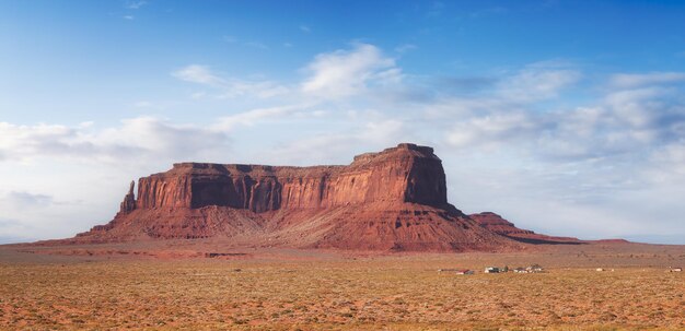 사막 바위 산 미국 풍경 맑은 푸른 하늘 날