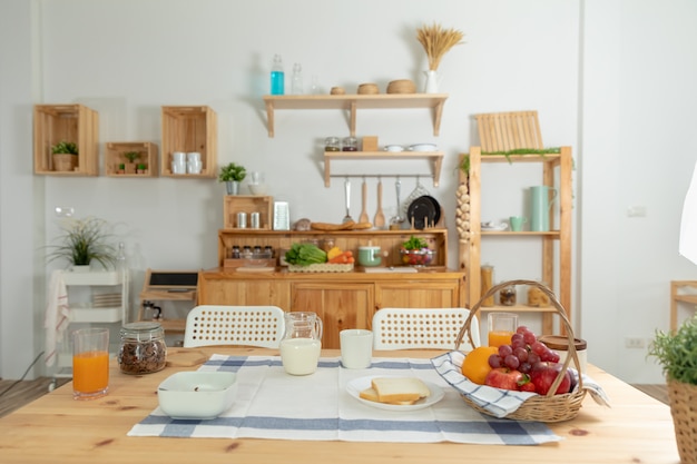 Design kitchen area for small families