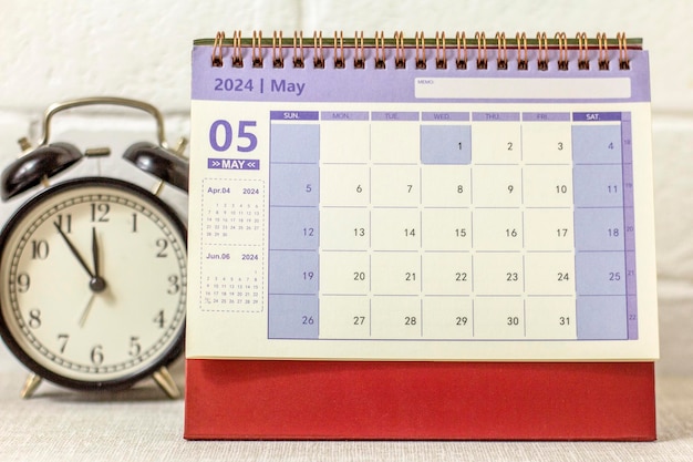 Desk calendar for May 2022 Desktop planning calendar