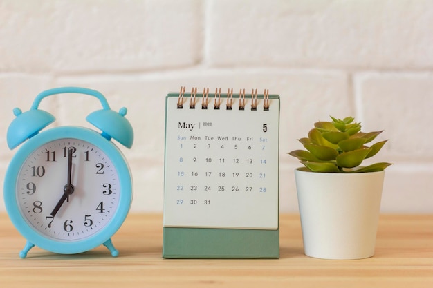 2022年5月のデスクトップカレンダー各日付を計画および管理するためのカレンダー