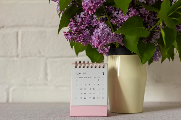 Desktopkalender voor juli 2022 Kalender voor het plannen en beheren van elke datum