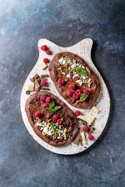 Photo dessert chocolate pizza