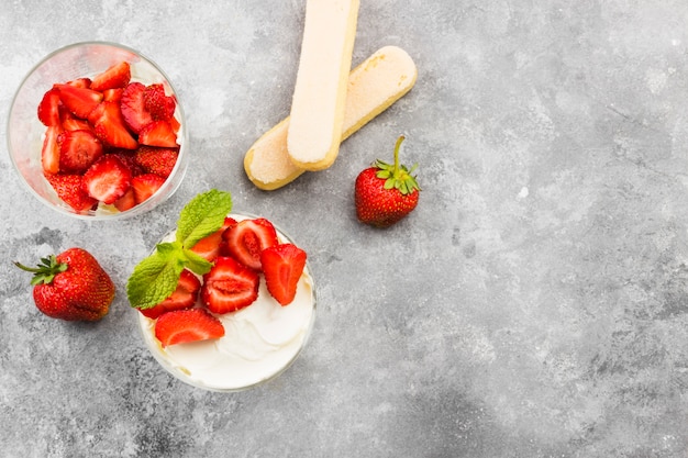 Dessert tiramisu with strawberry 