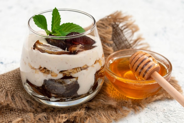 Dessert with yogurt figs and honey.