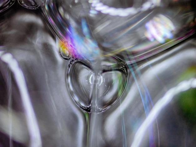 Dettaglio delle bolle di sapone con lo zucchero fotografia realizzata con un microscopio digitale