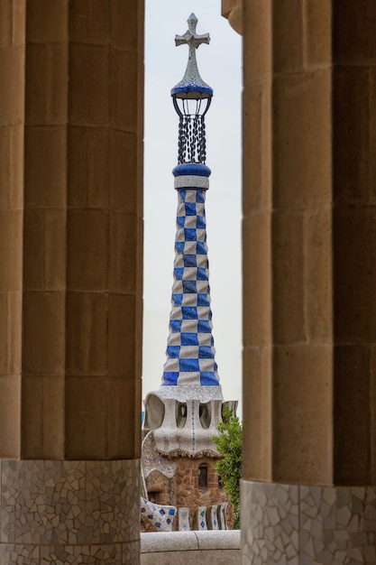 Detail van het kleurrijke mozaïekwerk van Park Guell. Barcelona van Spanje