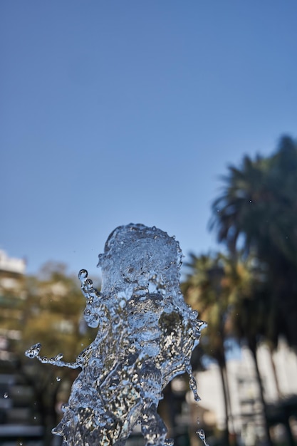 噴水からの水のジェットの詳細