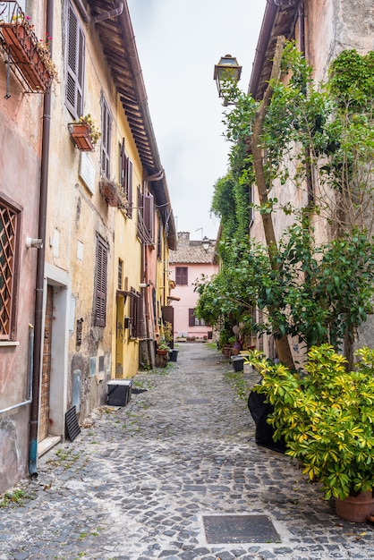 Dettagli nel centro storico di ostia, roma, italia.