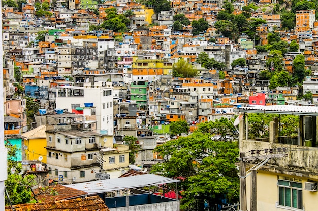 리우데 자네이루의 Rocinha 빈민가의 세부 사항-브라질