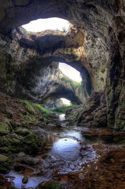 Grotta devetashka vicino a lovech, bulgaria.