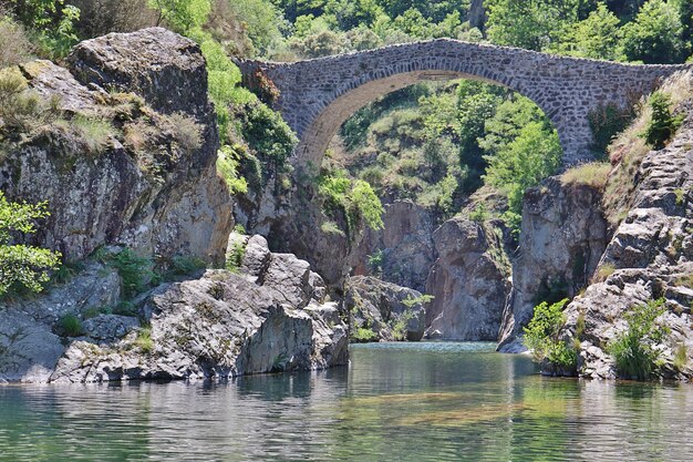 Foto il ponte dei diavoli in francia