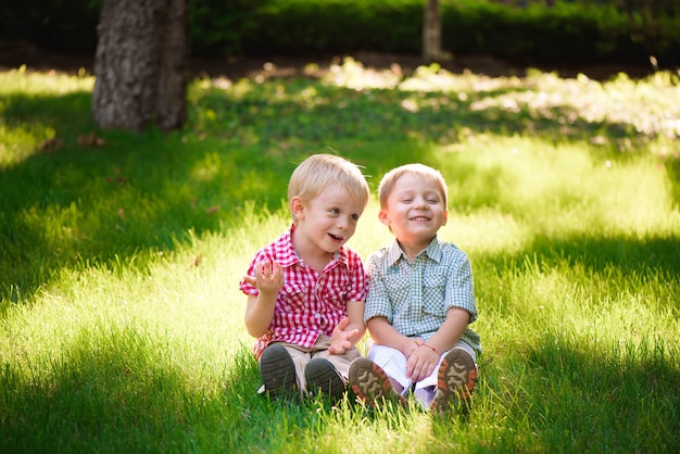 Deze twee jongens zijn beste vrienden. Vrienden voor het hele leven.