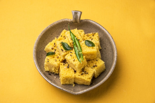 Dhokla is a veg food or snack breakfast item from indian state
of gujarat. served with chutney & chilli