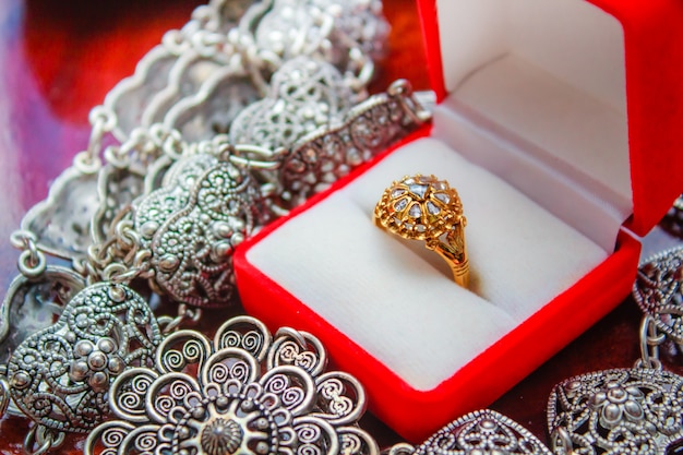 Diamond ring gold, gem thai style.