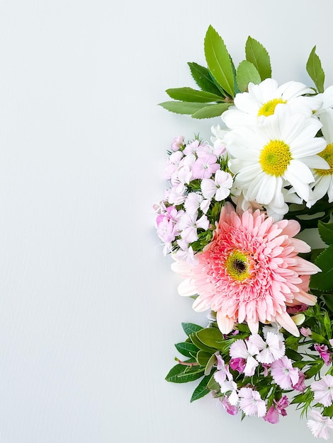 Dianthus gerbera kamille laurier bloemenframe