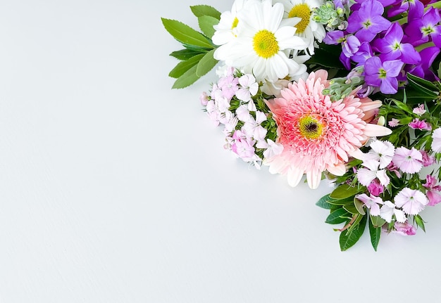 Dianthus gerbera kamille laurier bloemenframe