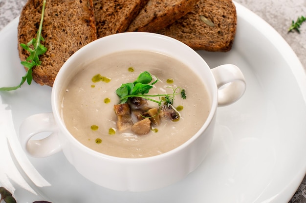 Dieet gezonde paddenstoelen crème soep Vegan keuken Detox menu