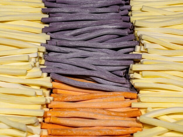 Foto la marmellata di arance di colore diverso si chiuda