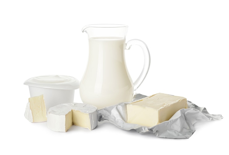 Фотография изолированные молочные продукты