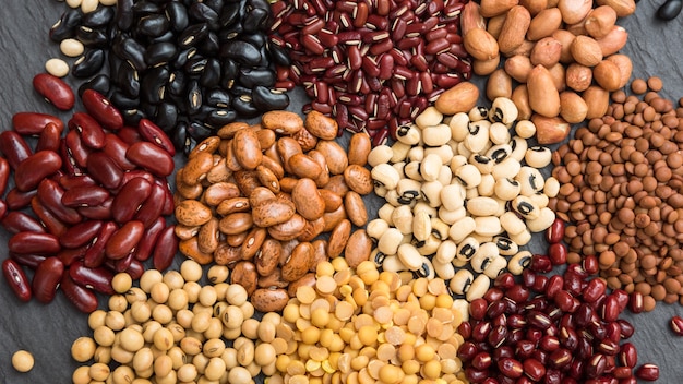 Different dry legumes for eating healthy