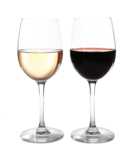 Photo different kinds of wine in gasses on light background