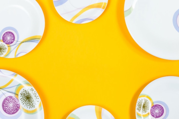 Different sizes plates frame