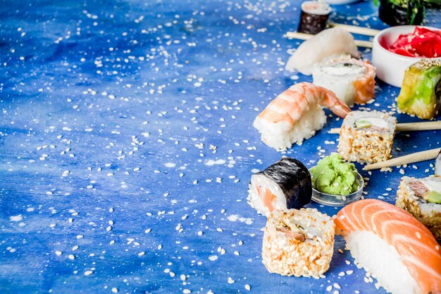  Different sushi mixed set