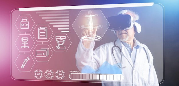 Digitale medische gezondheid, futuristische en wereldwijde metaverse-technologie, arts met de beste VR-headsetapparatuur om interne organenpatiënt op het scherm te controleren, toekomstig innovatieconcept