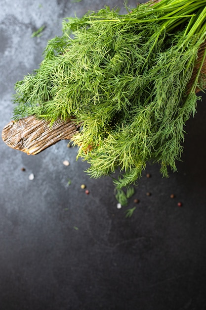 Dill fresh raw green herb preparation for freezing serving size