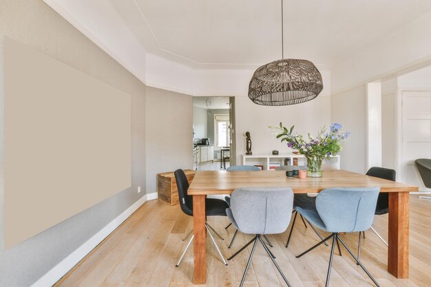 Dining zone with pendant lamp in living room