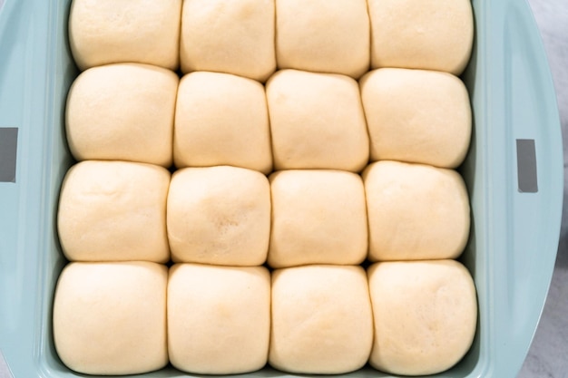 Dinner rolls