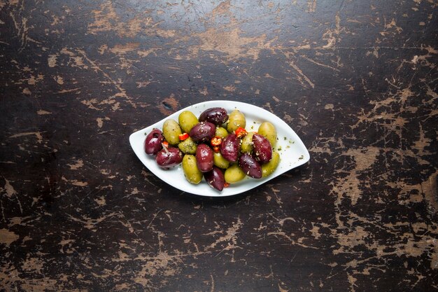 Photo directly above of fruits in plate on table