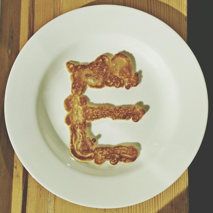 Photo プレートにパンケーキを形作る
