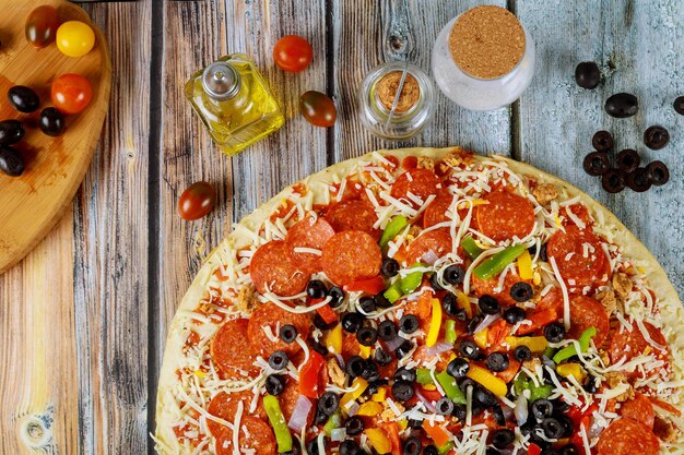 Photo directly above shot of pizza on table