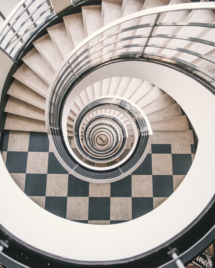 Photo directly above shot of spiral staircase