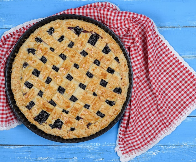 Directly above shot of sweet pie on table