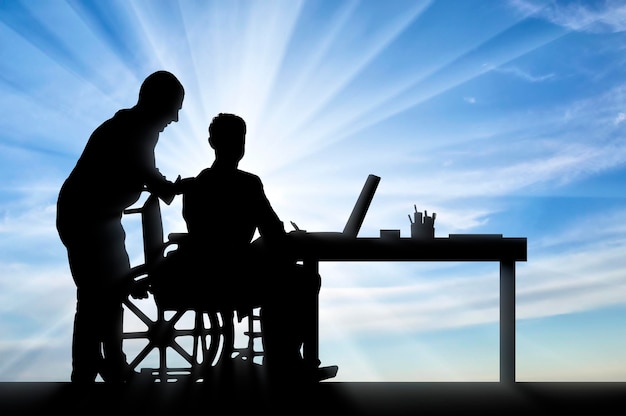 장애인 작업 Silhouette 작업자는 직장에서 휠체어를 탄 장애인을 지원하고 돕습니다.