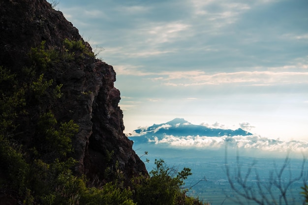 Photo discovering picturesque malintzin in an unforgettable mexican landscape