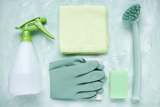 Dishwashing brush, gloves, sponge and spray bottle