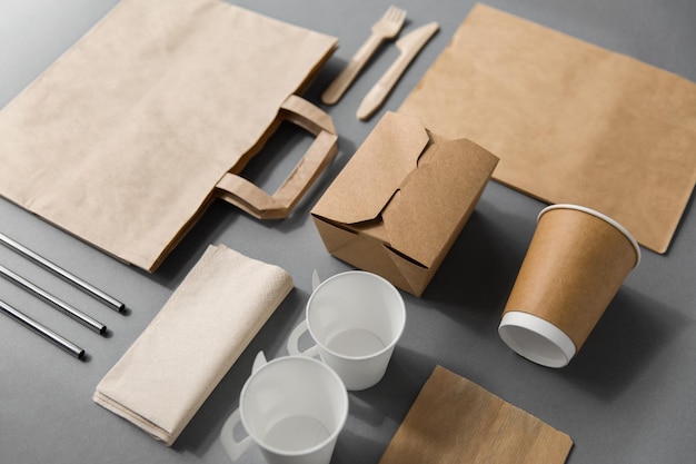 disposable paper takeaway food packing stuff