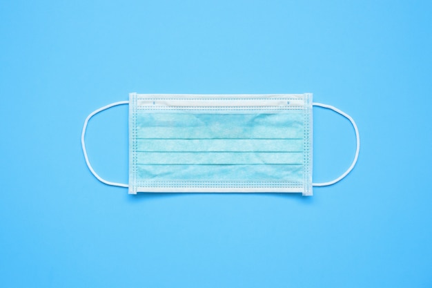 Disposable surgical face mask