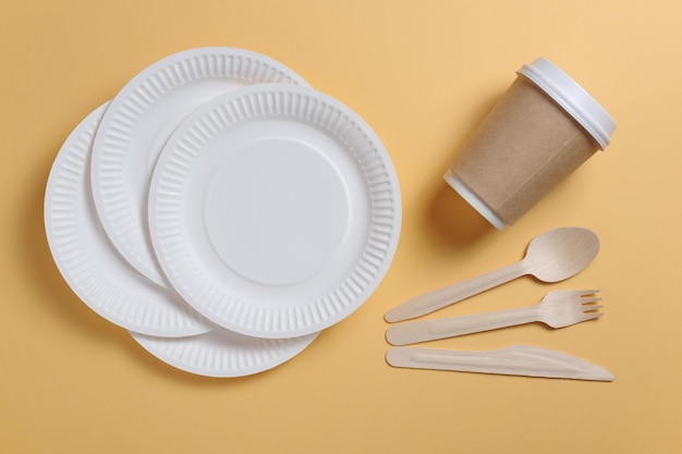 Disposable tableware and cutlery