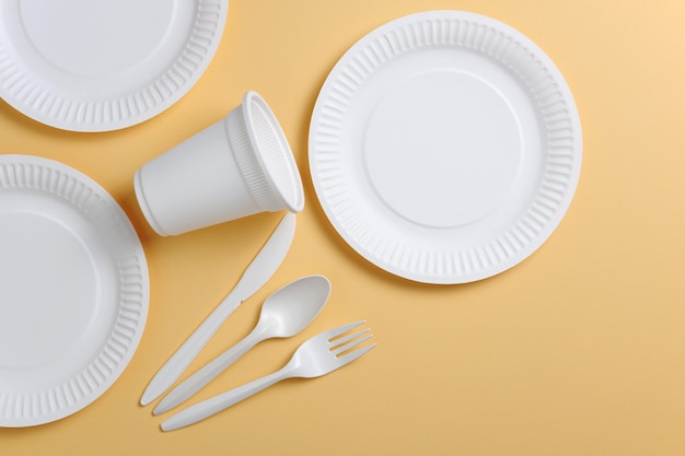 Disposable tableware and cutlery