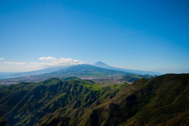 Photo distant view of teide