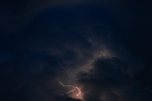 Dit panoramische beeld werd genomen tijdens storm