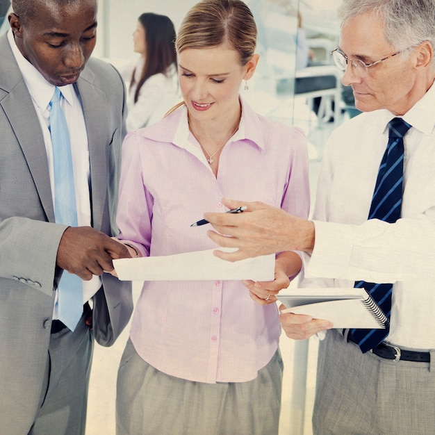 Photo diverse business office shoot